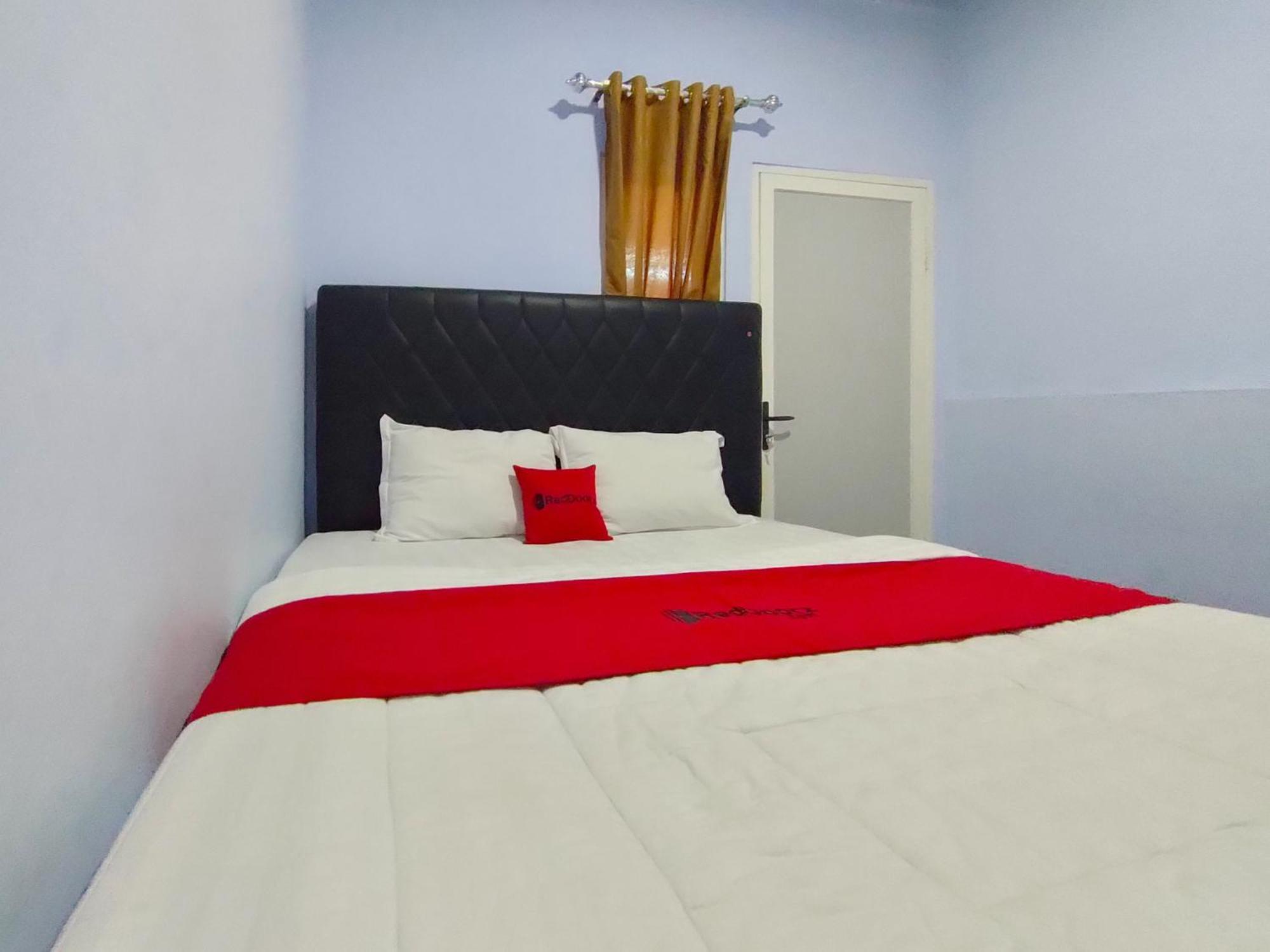 Reddoorz Syariah Near Stasiun Wates Hotel Wates  Exterior photo