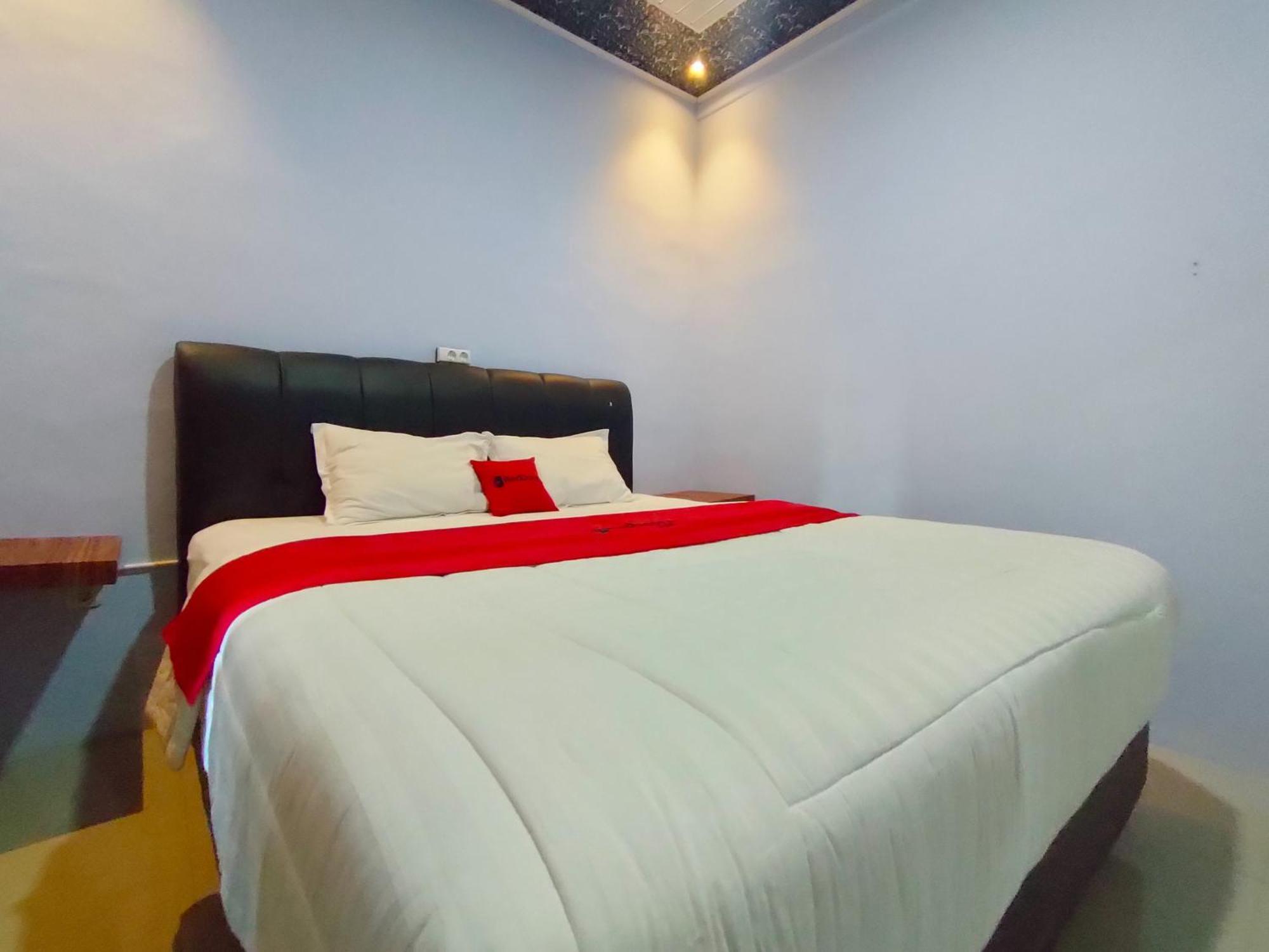 Reddoorz Syariah Near Stasiun Wates Hotel Wates  Exterior photo