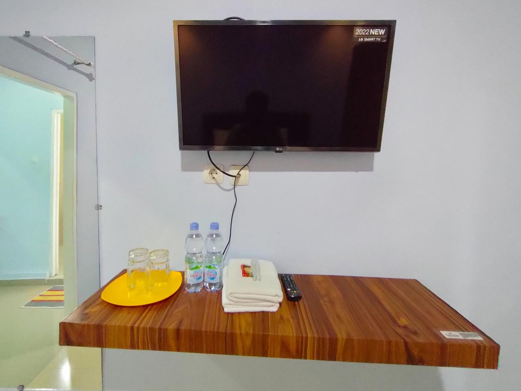 Reddoorz Syariah Near Stasiun Wates Hotel Wates  Exterior photo