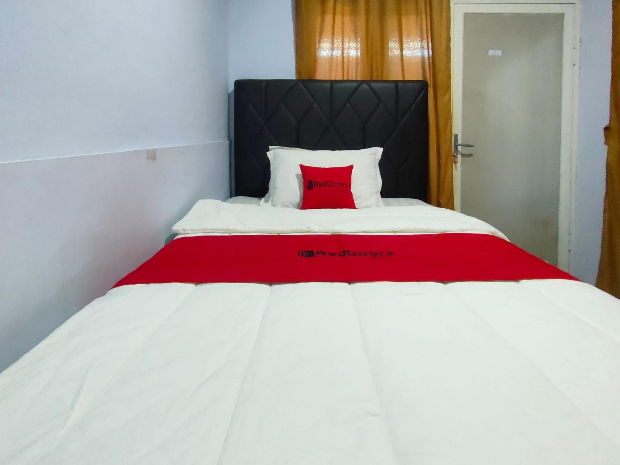 Reddoorz Syariah Near Stasiun Wates Hotel Wates  Exterior photo