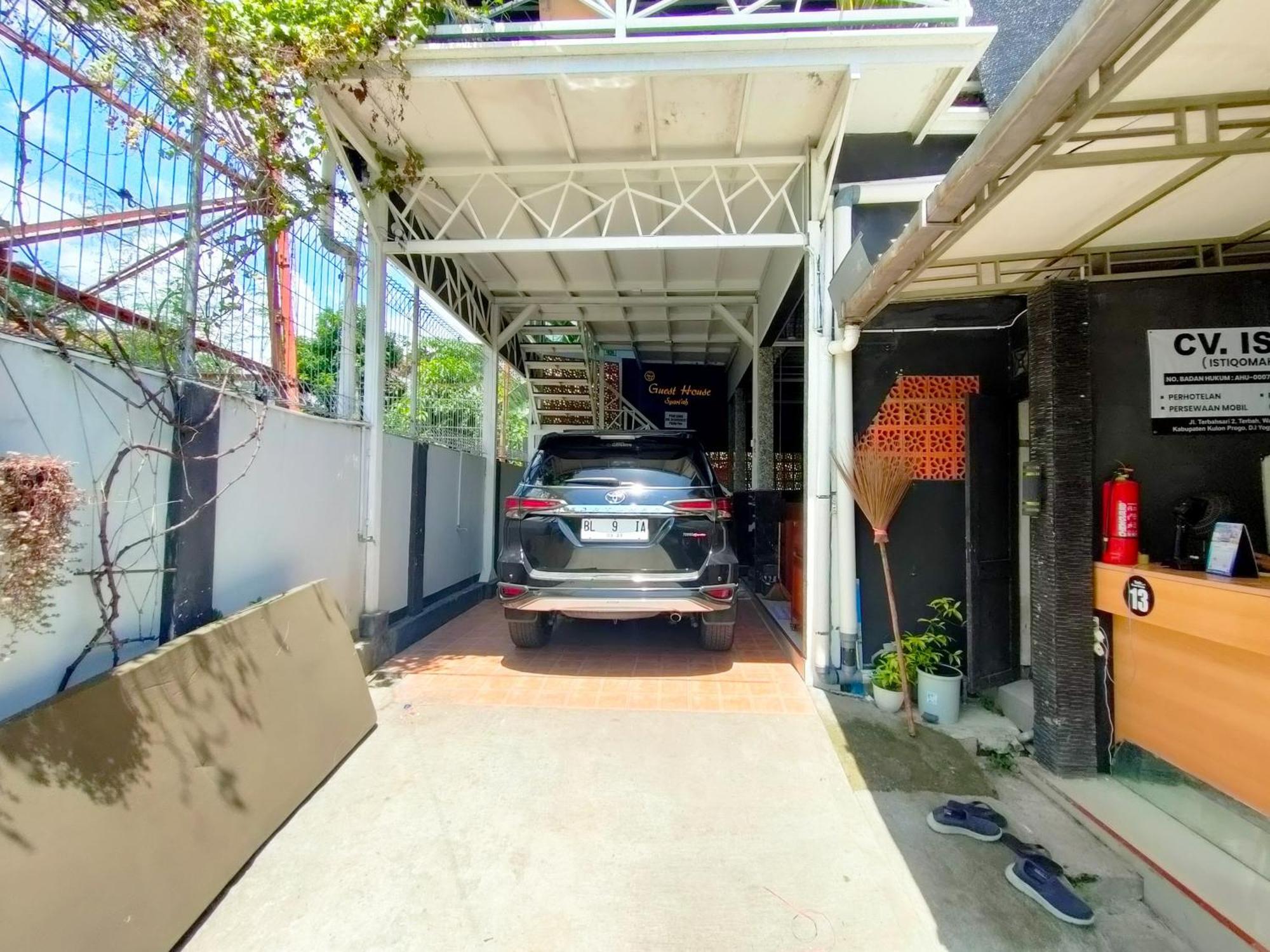 Reddoorz Syariah Near Stasiun Wates Hotel Wates  Exterior photo