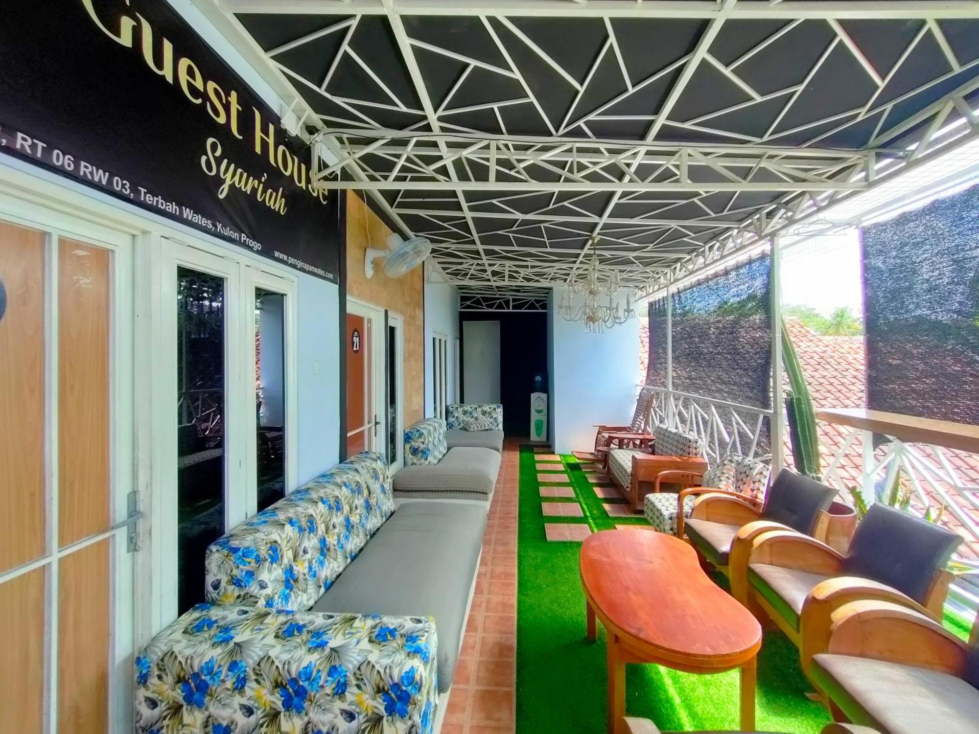 Reddoorz Syariah Near Stasiun Wates Hotel Wates  Exterior photo